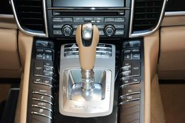 2016款保时捷Panamera
