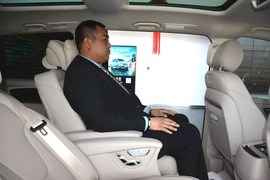 2016款福建奔驰V260尊贵版