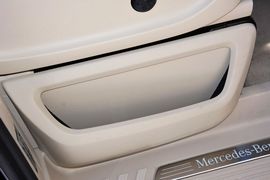 2016款福建奔驰V260尊贵版