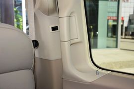 2016款福建奔驰V260尊贵版