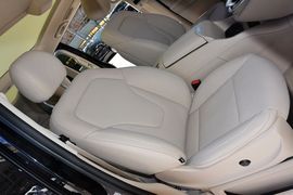 2016款福建奔驰V260尊贵版