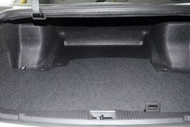 2016款丰田皇冠2.5L智享版