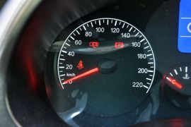 2015款奇瑞瑞虎3