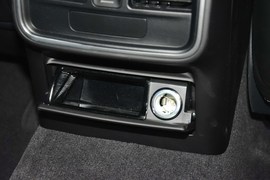 2016款保时捷Macan