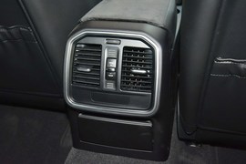 2016款保时捷Macan