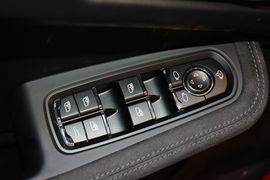 2016款保时捷Macan