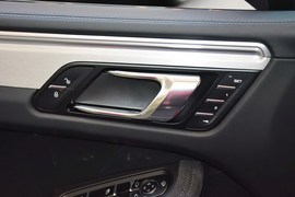 2016款保时捷Macan