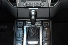 2016款保时捷Macan