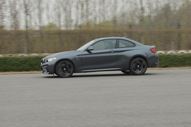 测试2016款宝马M2