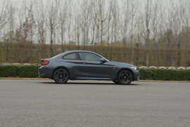 测试2016款宝马M2