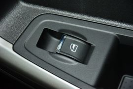 2016款奇瑞瑞虎5