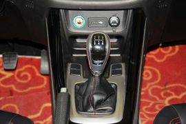 2016款奇瑞瑞虎5