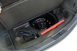 2016款海马V70