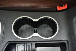 2016款海马V70