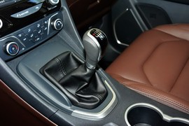 2016款海马V70