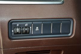 2016款海马V70