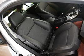 2015款别克君威1.6T领先技术型