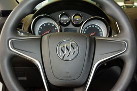 2015款别克君威1.6T领先技术型