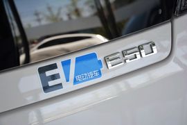 2016款荣威E50