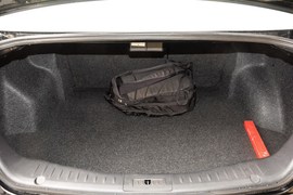   2016款奔腾B90 1.8T自动豪华型十周年纪念版