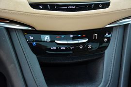 2016款凯迪拉克XT5