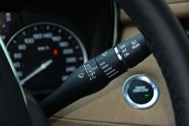 2016款凯迪拉克XT5