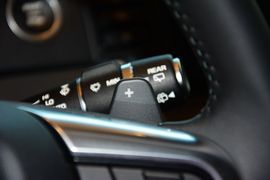 2016款路虎发现神行2.0T