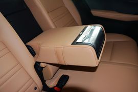 2016款雷克萨斯NX200