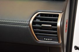 2016款雷克萨斯NX200