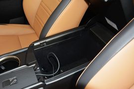 2016款雷克萨斯NX200