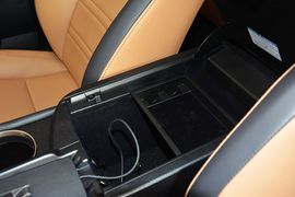 2016款雷克萨斯NX200