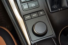2016款雷克萨斯NX200