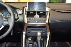 2016款雷克萨斯NX200