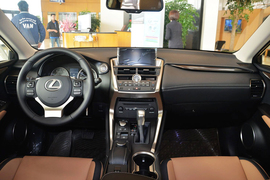 2016款雷克萨斯NX200