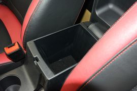 2015款长安逸动XT