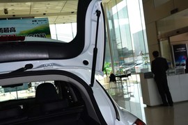 2016款奔腾X80