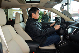   2015款本田CR-V 2.0L两驱风尚版到店实拍