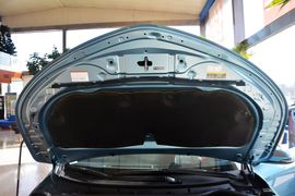 2016款丰田卡罗拉双擎1.8L