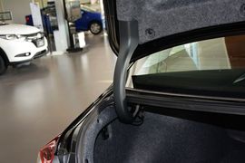 2016款本田雅阁2.0L