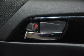 2016款本田雅阁2.0L