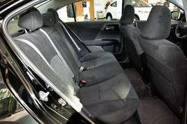 2016款本田雅阁2.0L