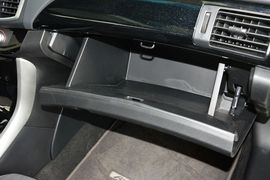2016款本田雅阁2.0L