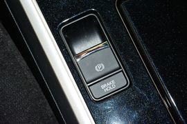 2016款本田雅阁2.0L