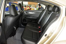 2016款本田凌派1.8L