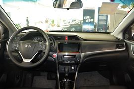 2016款本田凌派1.8L