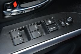 2015款铃木锋驭1.6L