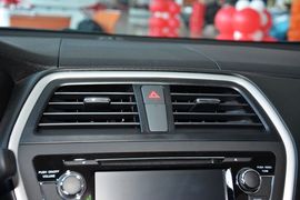 2015款铃木锋驭1.6L