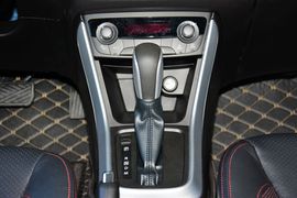 2015款铃木锋驭1.6L