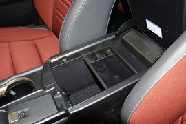 2016款雷克萨斯NX200