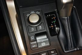 2016款雷克萨斯NX200